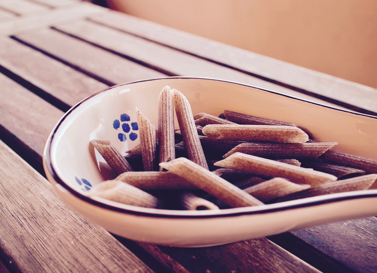 营养满分！美味排骨汤面的详细制作教程