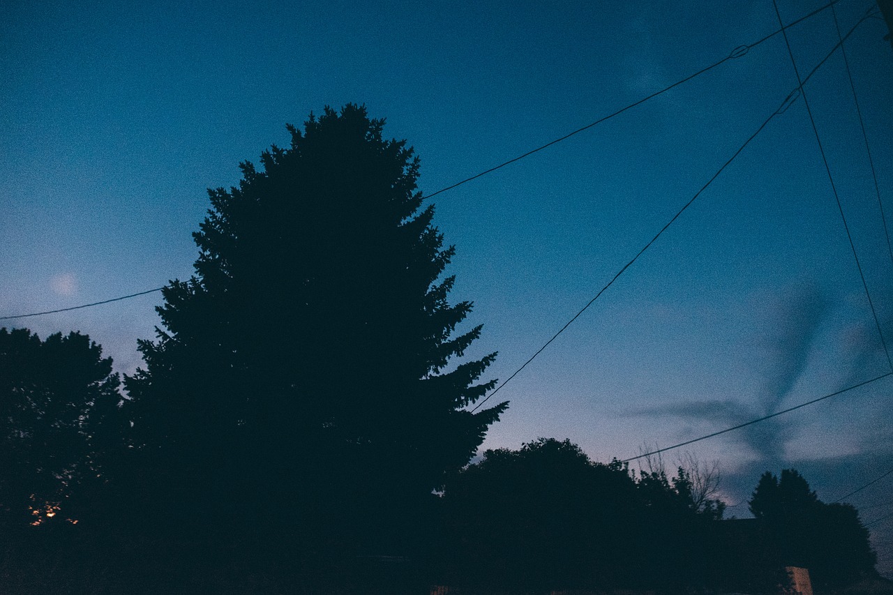 郑州暴雨夜，英雄菜刀哥的离去让我们痛心