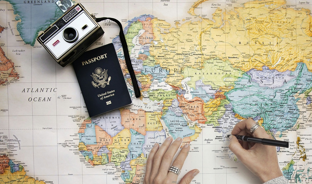 探索东方之珠，香港旅游的注意事项与实用指南