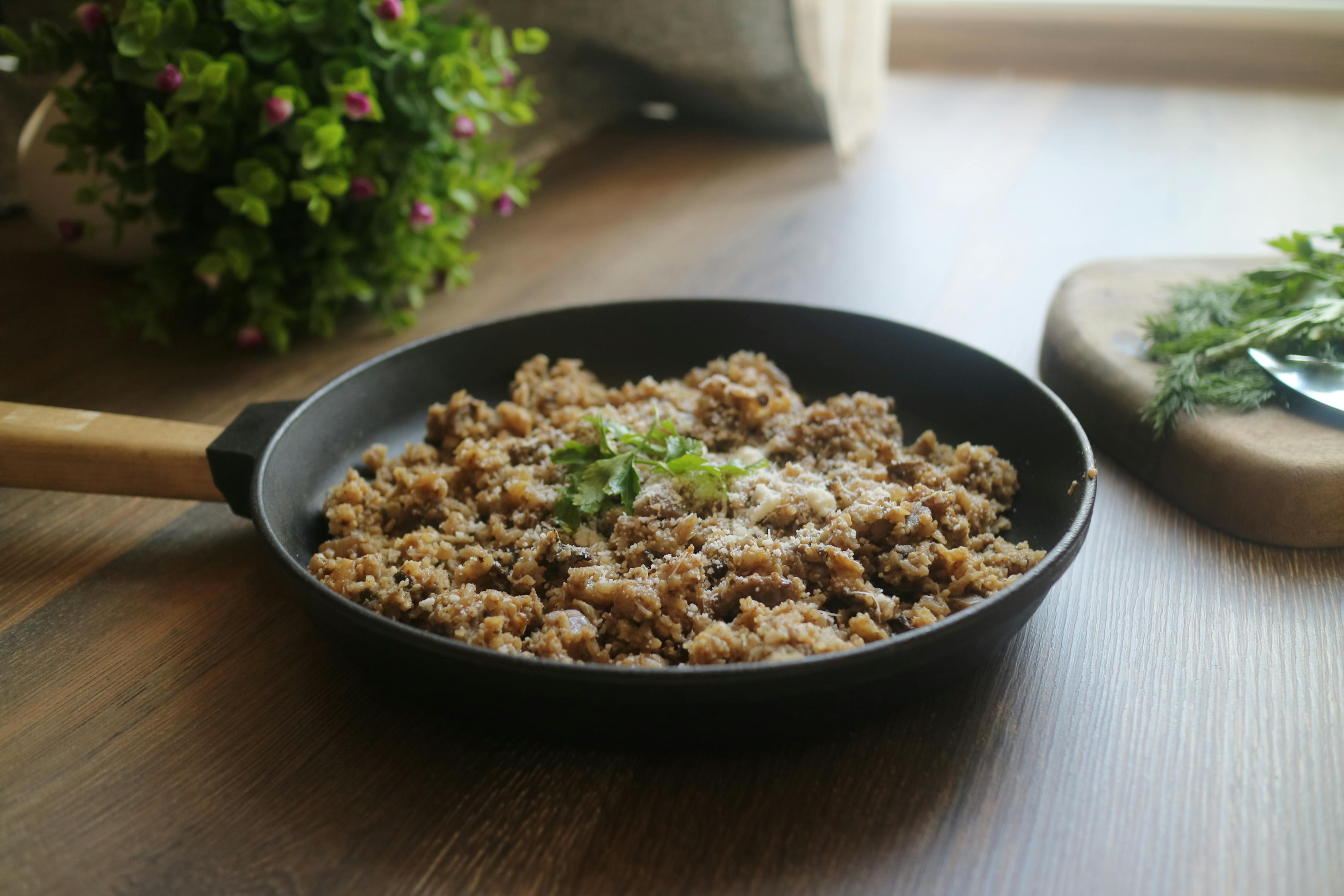 味蕾盛宴，100个令人拍案叫绝的美食文案