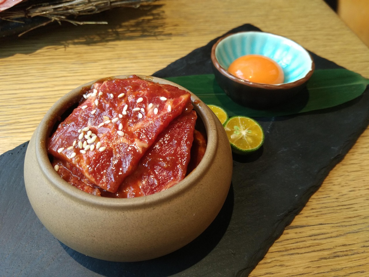探索只露嘴吃播，美食视频的新声控潮流
